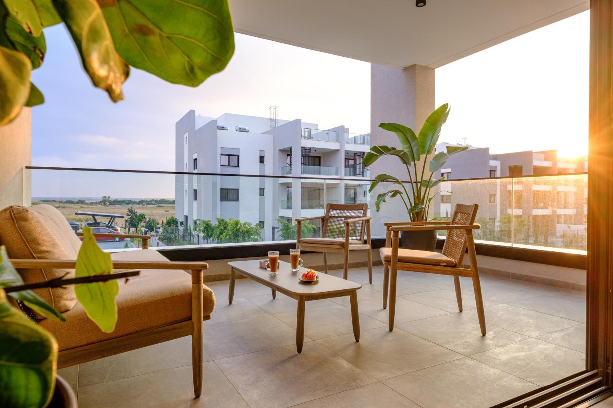 Апартаменты Sunset Gardens Лимасол Номер фото